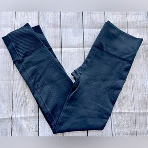 Lululemon Gray Seamless High Rise Workout Leggings